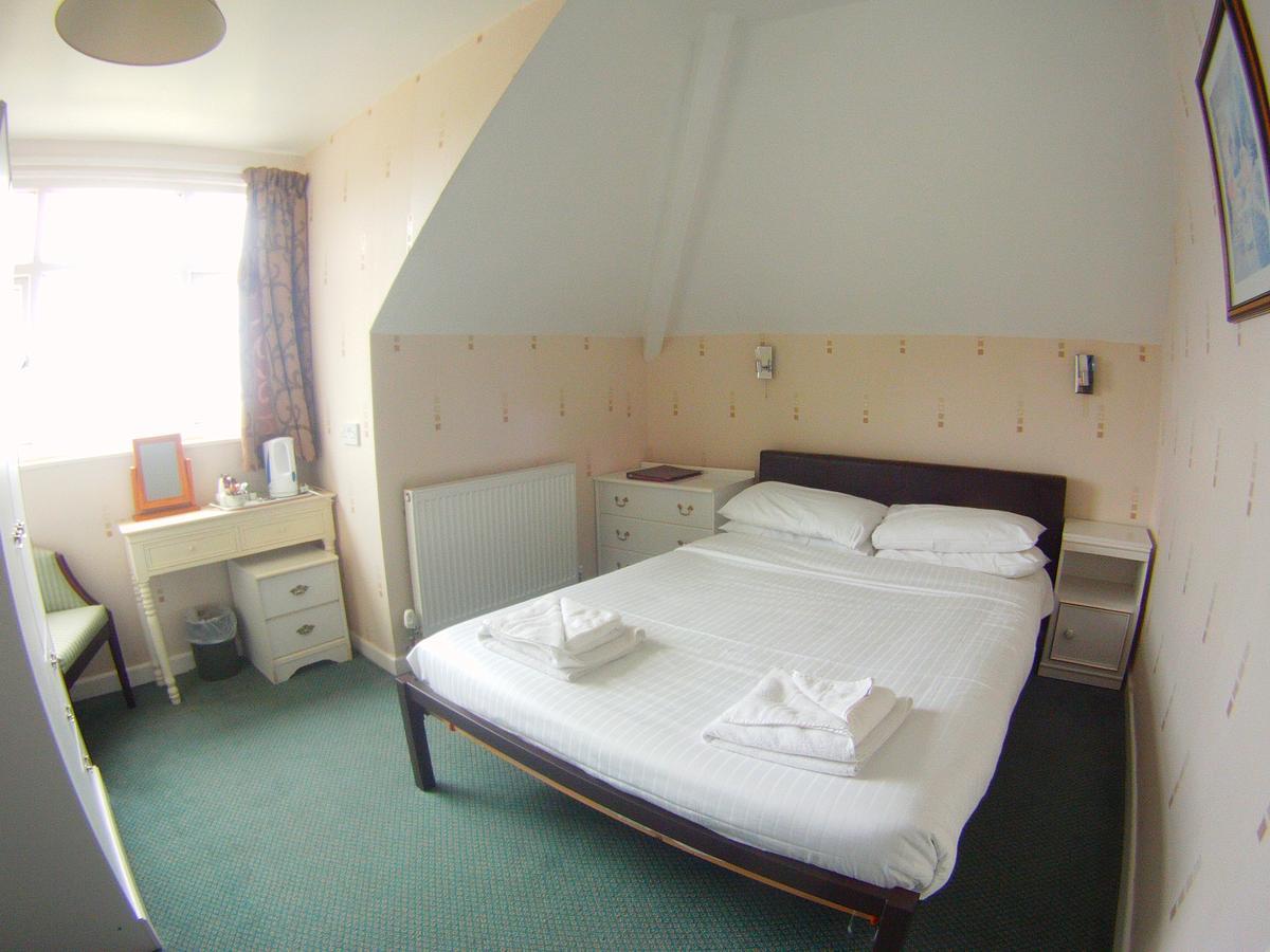 Sun Bay Hotel Kingsbridge  Bagian luar foto