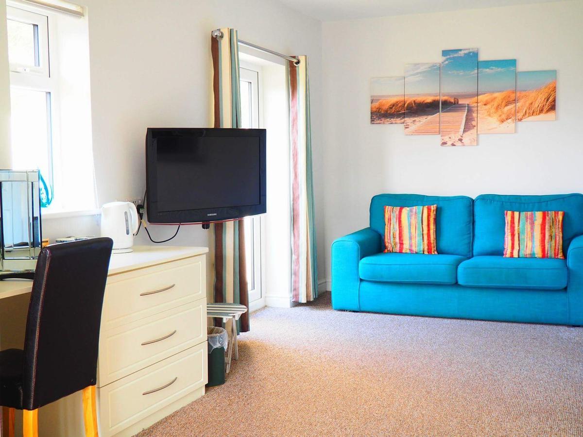 Sun Bay Hotel Kingsbridge  Bagian luar foto